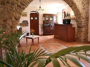 Antica Dimora Del Sole Kır Evi