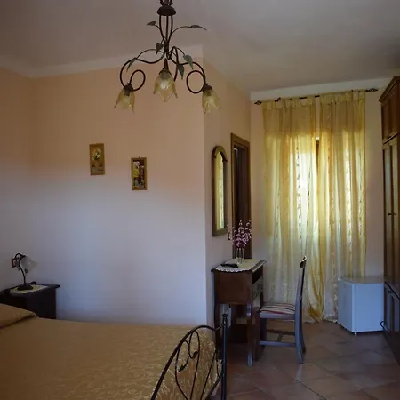 Antica Dimora Del Sole Kır Evi *